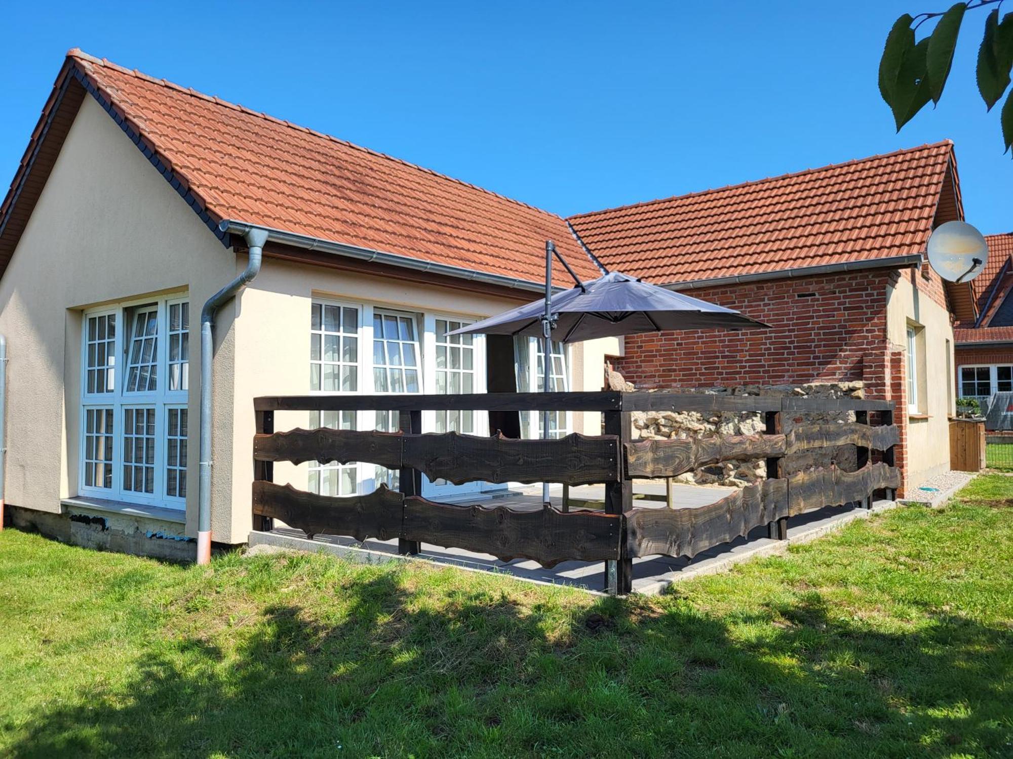 Ferienwohnung Fink Gallin  Екстериор снимка